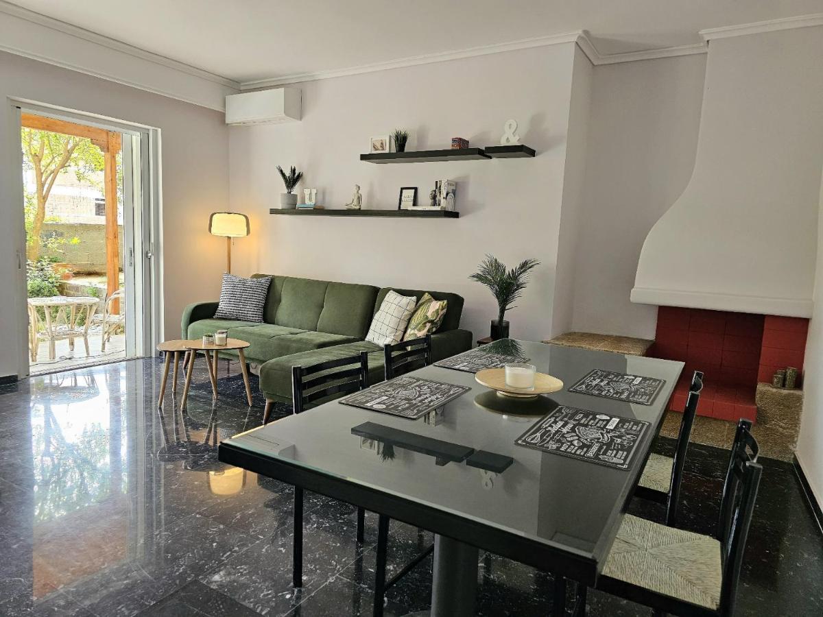 Modern Garden View Apt In Voula, Athens - Luxe ภายนอก รูปภาพ
